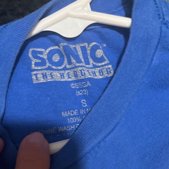 Blue Sonic the Hedgehog T-Shirt - Picture 4 of 6